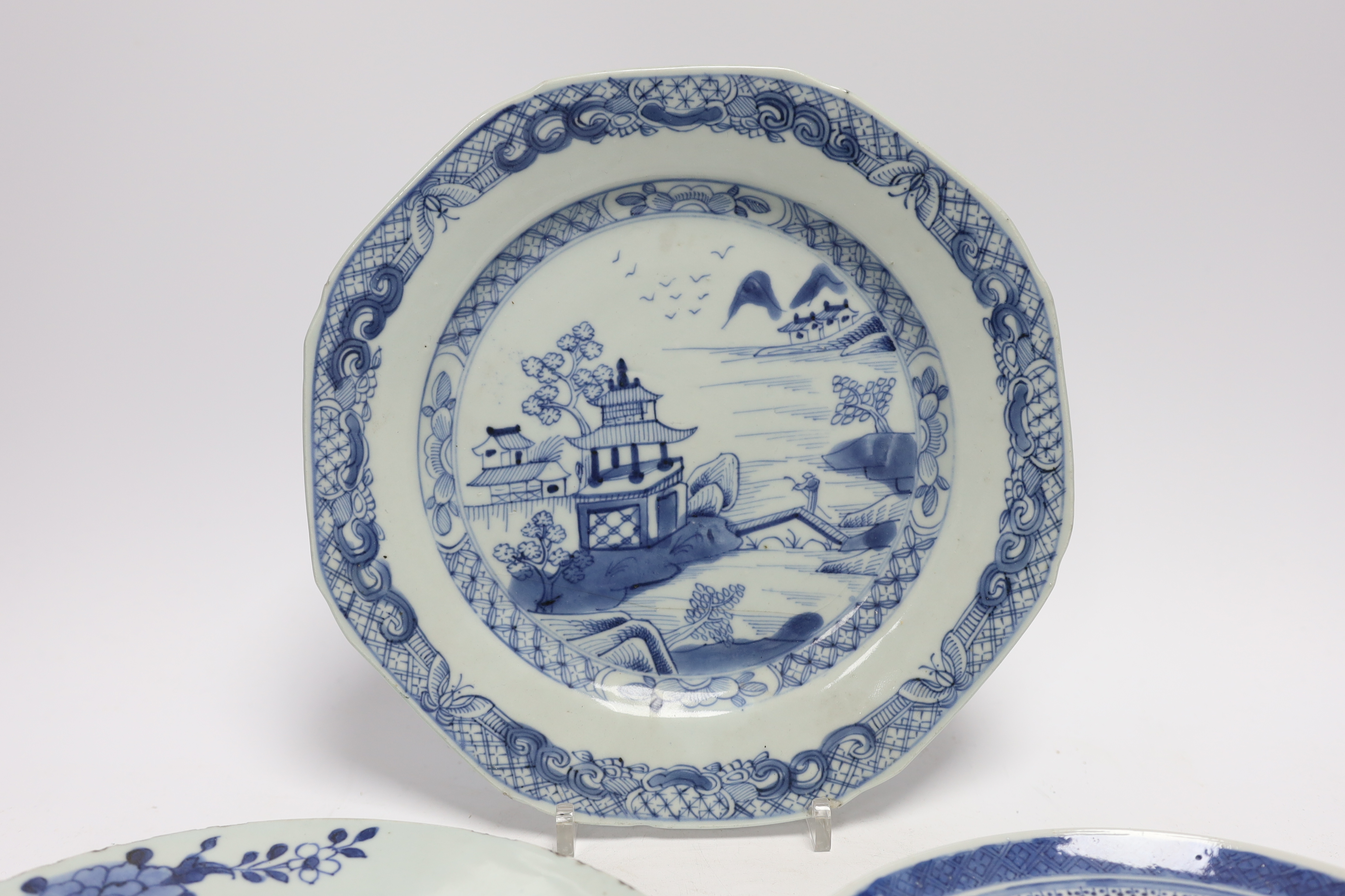 Two Chinese blue and white export plates and four other Chinese plates, largest 23cm in diameter